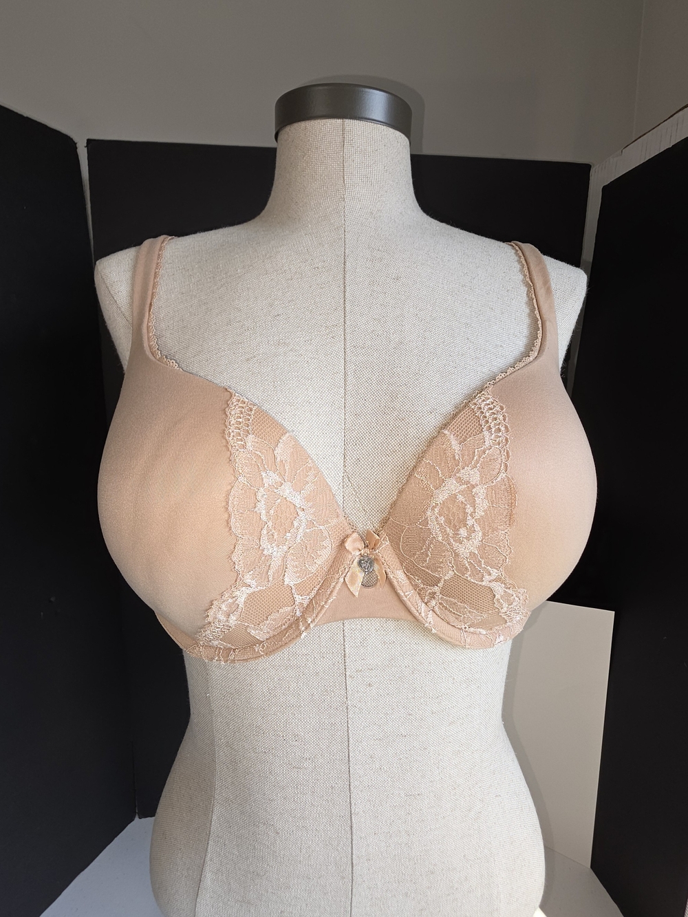 Body by Victoria Padded Perfect Coverage Bra by Victoria's Secret 34DD